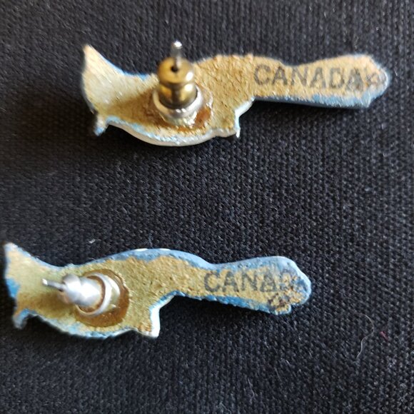 Vintage  Leather Painted Bird Earrings from Canada - Picture 7 of 7